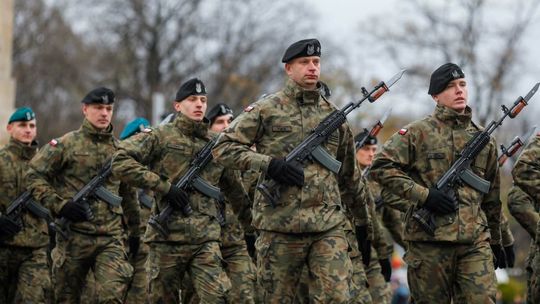 200 tysięcy osób dostanie wezwanie do wojska [ARTYKUŁ]