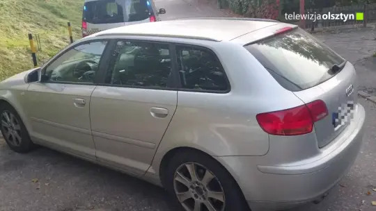 Audi zablokowało wjazd na posesję. Auto odholowano