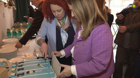 Basen w Dobrym Mieście. 18 lat bycia na fali