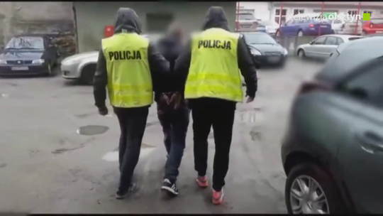Bracia poszukiwani przez policję wezwali służby