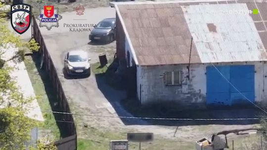 CBŚP rozbiło grupę kradnącą auta