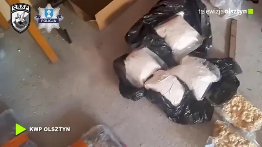 CBŚP rozbiło grupę narkotykową. Pięć osób zatrzymanych, przejęto broń i ponad 35 kg narkotyków