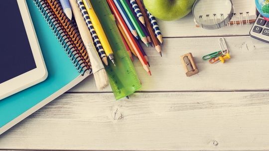 Co powinna zawierać szkolna wyprawka dla pierwszoklasisty?