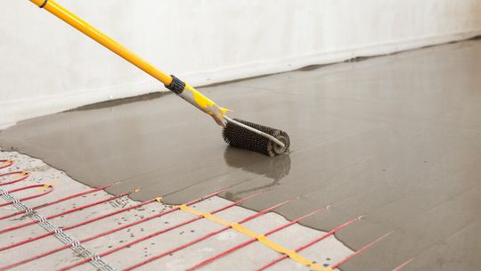 Czy warto zainwestować w ogrzewanie podłogowe elektryczne? 