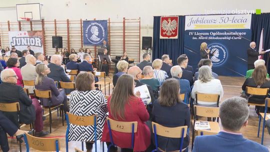 Jubileusz 50-lecia IV Liceum Ogólnokształcącego w Olsztynie – wspomnienia, emocje i powroty Jubileusz 50-lecia IV Liceum Ogólnokształcącego w Olsztynie – wspomnienia, emocje i powroty