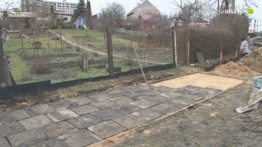 Każdy sobie rzepkę skrobie