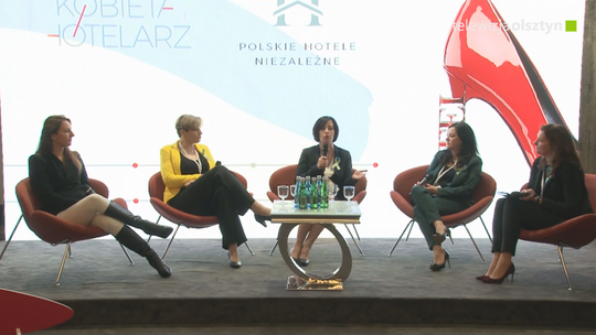 Kobieta hotelarz
