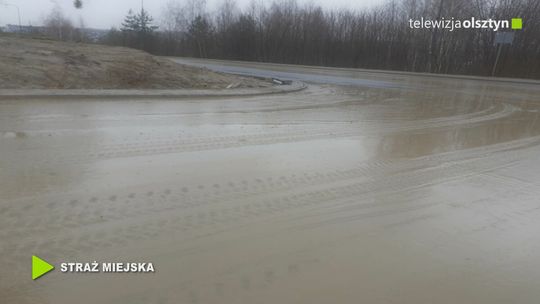 Kolejne interwencje związane z zanieczyszczeniem jezdni