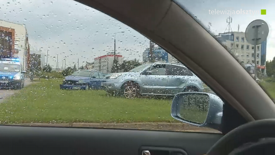 Kolizja przy olsztyńskim rondzie