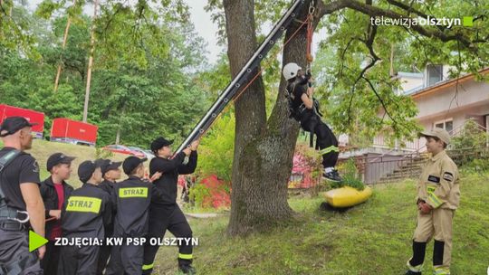 Komendant Wojewódzki PSP odwiedził obóz Młodzieżowych Drużyn Pożarniczych powiatu ostródzkiego