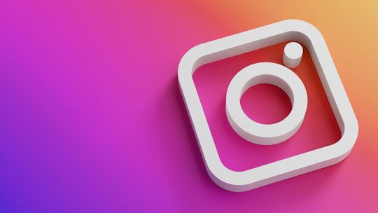 Kupowanie followersów na Instagramie - czy warto? 