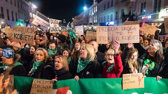 Lekarze przestali się bać. Jest więcej legalnych aborcji