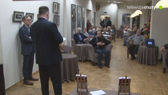 Manipulacja i propaganda na UWM-ie
