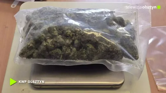 Marihuana ukryta w komodzie i pufie