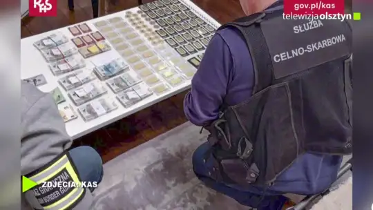 Mieli handlować ludźmi i prać brudne pieniądze