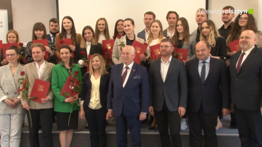 Nagrodzenie najlepszych studentów
