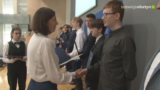 Najlepsi uczniowie odebrali zasłużone wyróżnienia