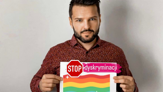 Nauczyciele mają dość! Protestują nogami [ARTYKUŁ]