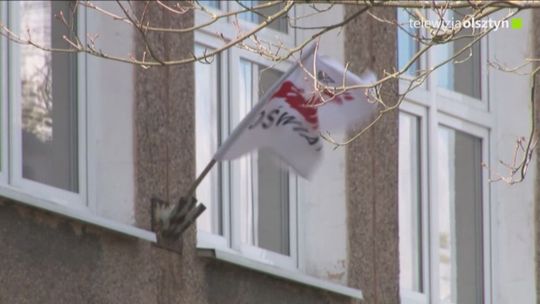 Nauczyciele przełożyli strajk