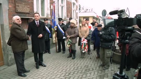 O 42 kolejarzach, którzy przywieźli Polskę