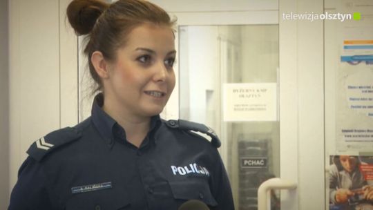 Olsztyńscy policjanci przypominają o noszeniu odblasków