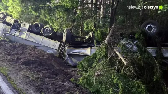 Pijany kierowca cysterny w rowie. Miał blisko 2 promile alkoholu