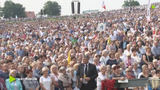 Pociągiem i pieszo do źródeł Niepodległej