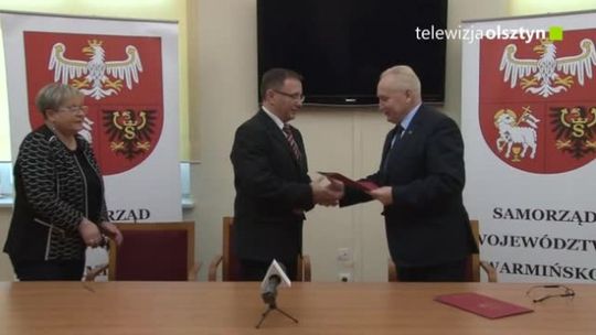 Podpisanie kolejnej umowy 