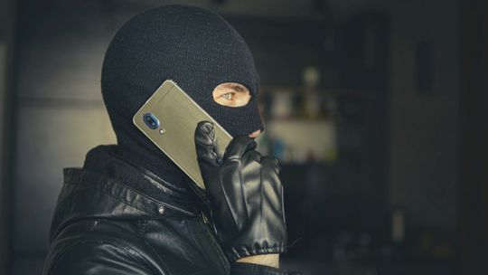 Podszywają się pod instytucję, z której usług korzysta większość z nas. Chcą wyłudzić dane