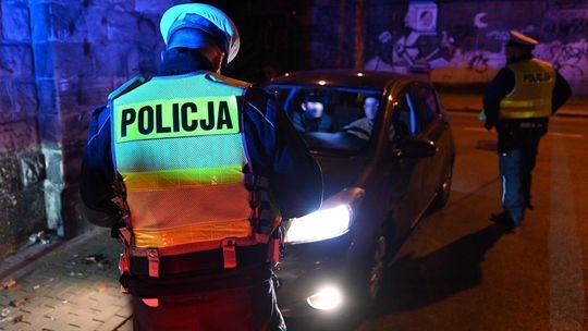 Policjanci dostaną podwyżki. Tak samo jak Straż Graniczna i straż pożarna [ARTYKUŁ]