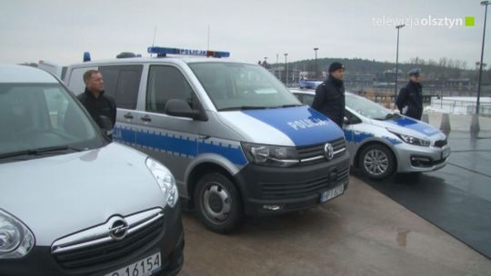 Policjanci z Olsztyna dostali trzy nowe samochody