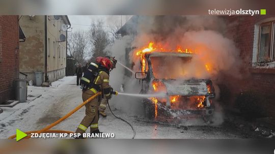 Pożar auta dostawczego  w Braniewie