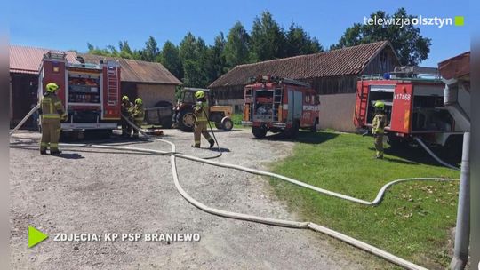Pożar domu w Lelkowie – osiem zastępów straży w akcji