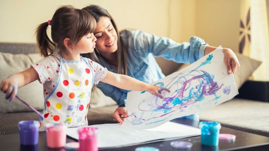 Przerwa na opiekę nad dzieckiem. Taki zapis ma się znaleźć w Kodeksie pracy [ARTYKUŁ]