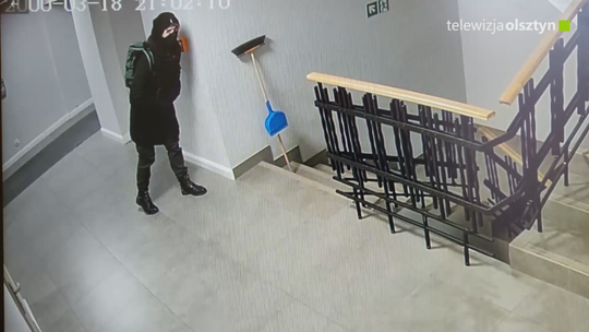 Pseudoninja poszukiwany przez policję