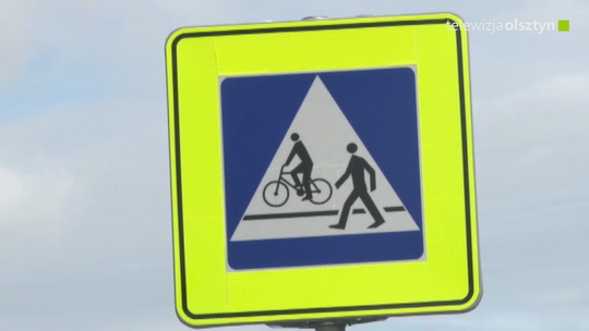 Samochód staranował nieletnią pieszą
