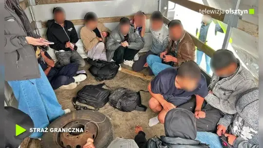 Serb zatrzymany na A2 za przewóz 13 migrantów