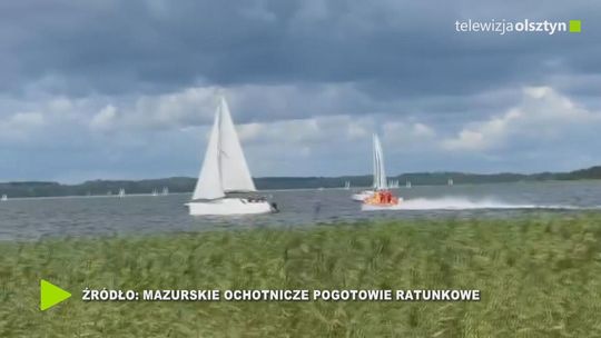 Skoczył do jeziora po telefon komórkowy