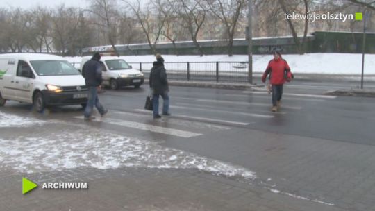 Stracił prawo jazdy za omijanie innego pojazdu na przejściu dla pieszych