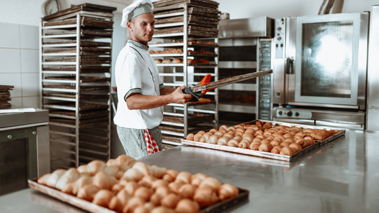 Tłusty czwartek. Jaką się robi pączki za złotówkę? [ARTYKUŁ]