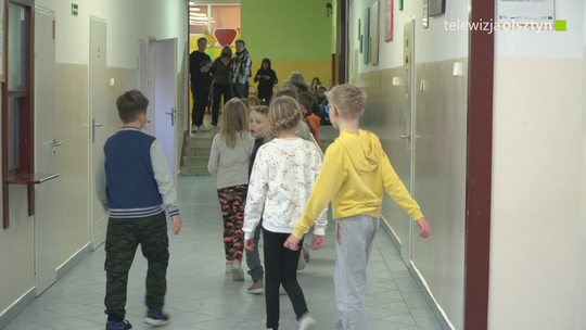 Uczniowie wracają do szkół