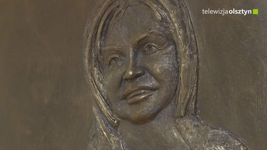 Uroczyście odsłonięto tablicę pamiątkową ku czci Profesor Elżbiety Bandurskiej – Stankiewicz