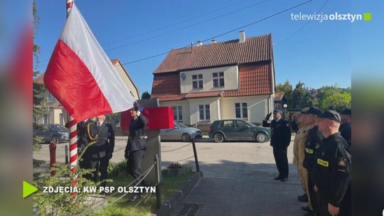 Uroczysta zbiórka z okazji święta - Dnia Flagi Rzeczypospolitej Polskiej