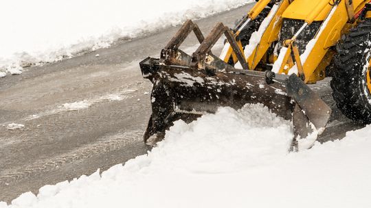 W tym roku zima nie zaskoczy drogowców? Twierdzą, że są na nią przygotowani [ARTYKUŁ]