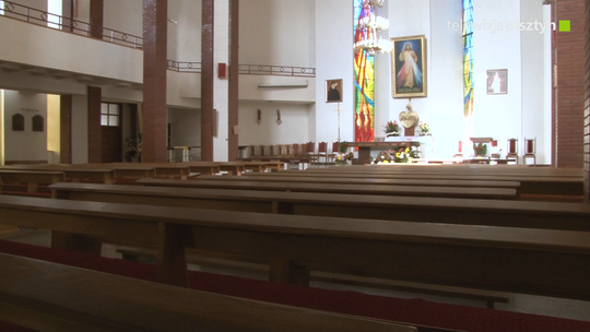 Wracają obostrzenia do liturgii