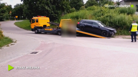 Wraki z ul. Kajakowej odjechały na lawecie