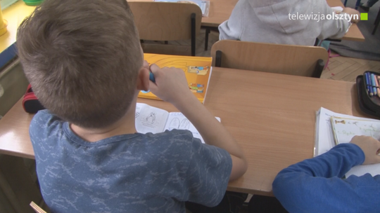 Zasiłek dodatkowy dla rodziców do końca roku szkolnego