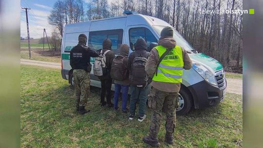 Zatrzymanie kuriera i nielegalnych migrantów