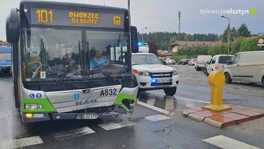 Zderzenie z autobusem na ul. Bałtyckiej w Olsztynie