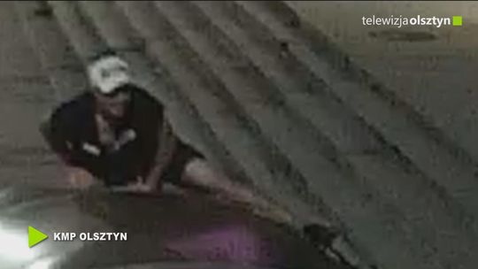 Zniszczył wiatę przystankową